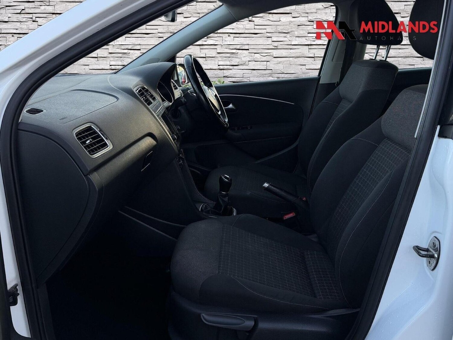 Used Volkswagen Polo 2016 for sale - 76571233: Photo 9