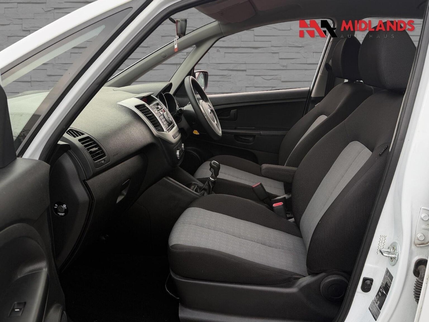 Used Kia Venga 2017 for sale - 77938036: Photo 8