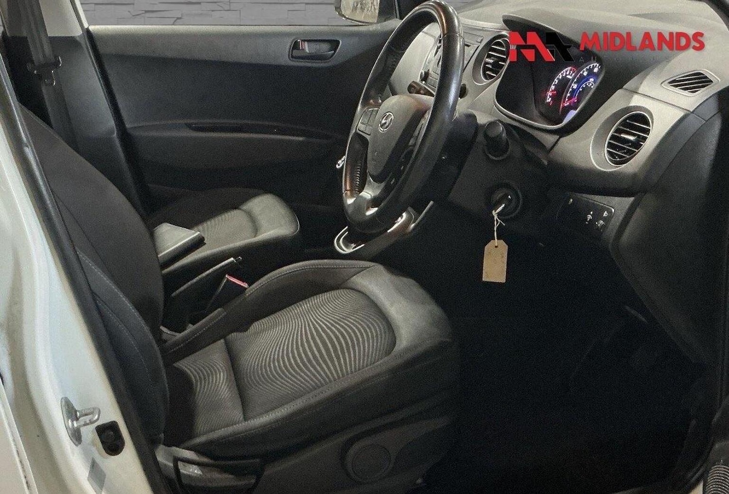 Used Hyundai i10 2018 for sale - 77494694: Photo 6