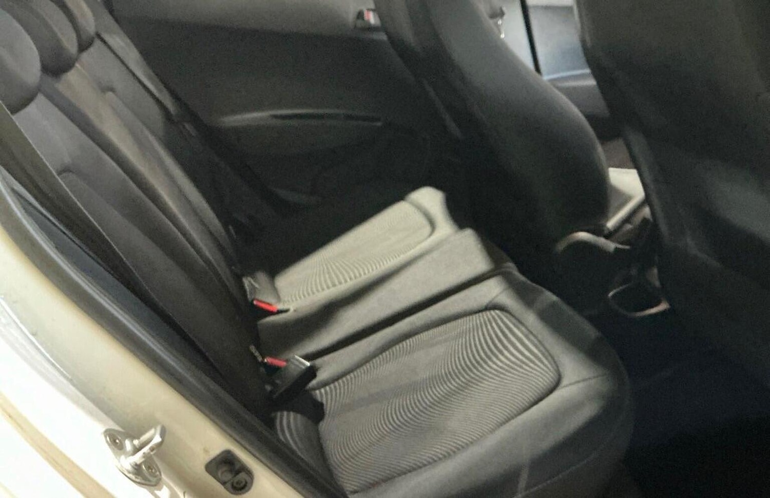 Used Hyundai i10 2018 for sale - 77494694: Photo 8