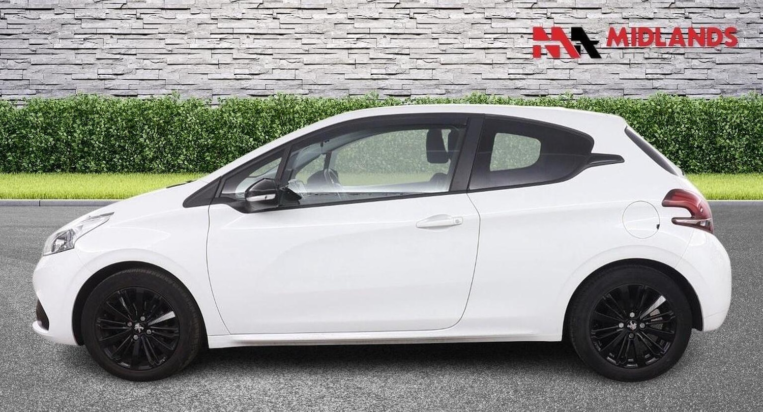 Used Peugeot 208 2018 for sale - 78182914: Photo 6