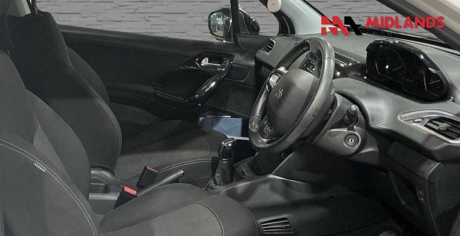 Used Peugeot 208 2018 for sale - 78182914: Photo 8
