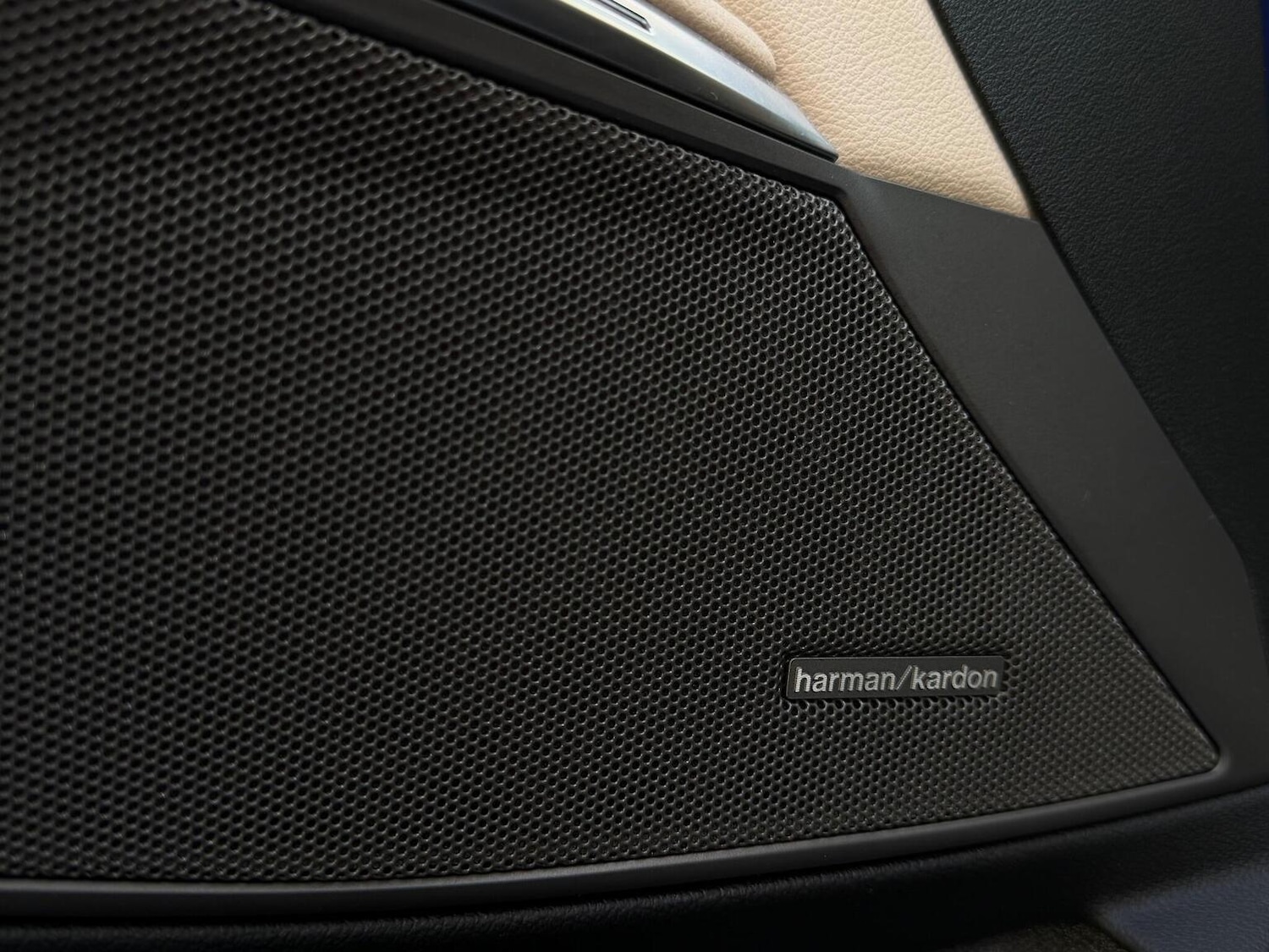 Used BMW 3 Series 2019 for sale - 76559967: Photo 24