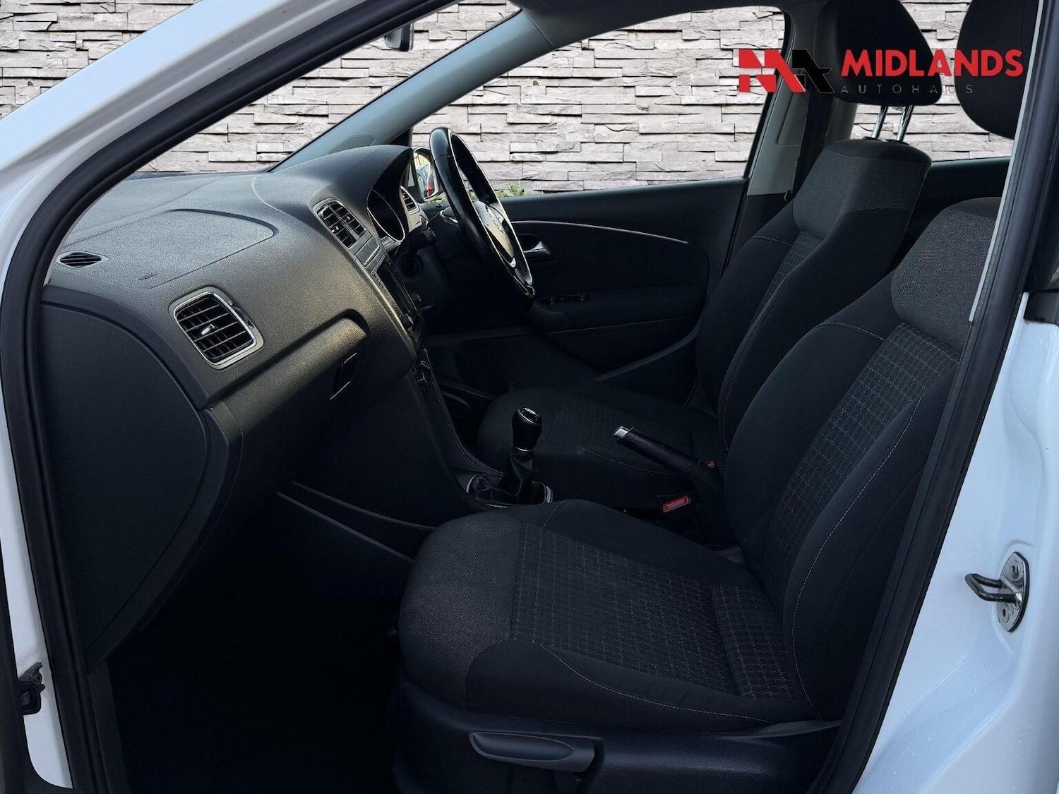 Used Volkswagen Polo 2016 for sale - 77107641: Photo 9