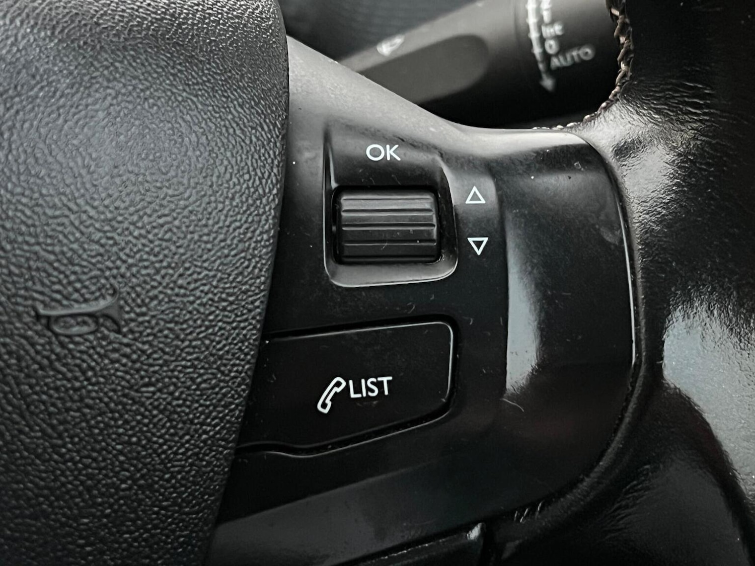 Used Peugeot 208 2017 for sale - 76120197: Photo 17