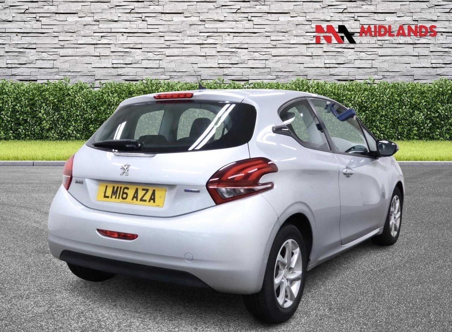 Used Peugeot 208 2016 for sale - 77807185: Photo 4