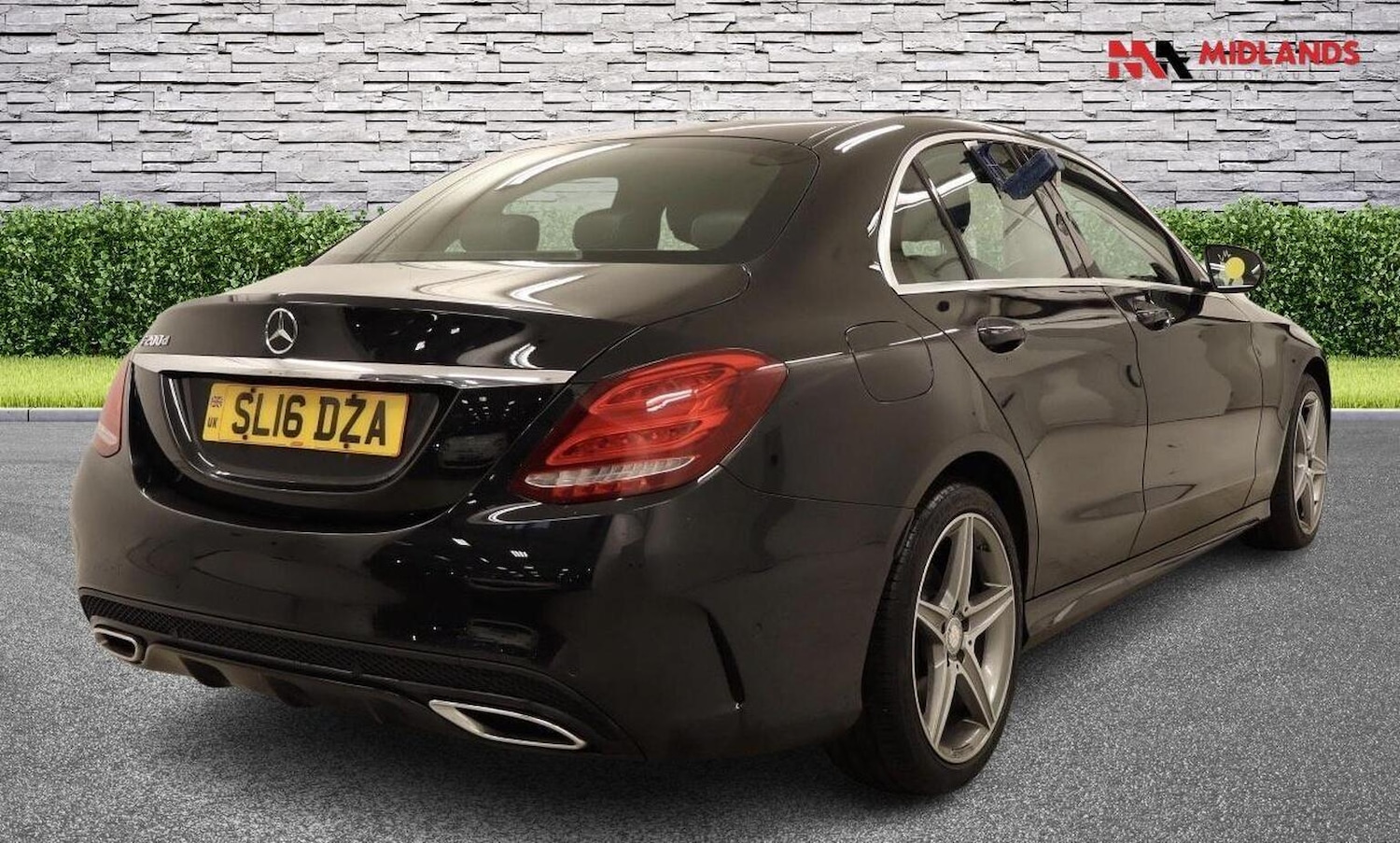 Used Mercedes-Benz C Class 2016 for sale - 78155365: Photo 4