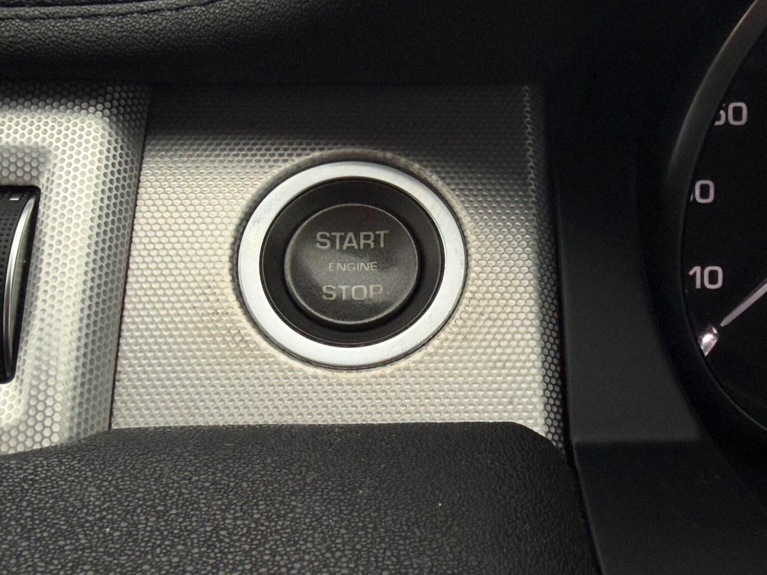 Used Land Rover Range Rover Evoque 2014 for sale - 77796904: Photo 18