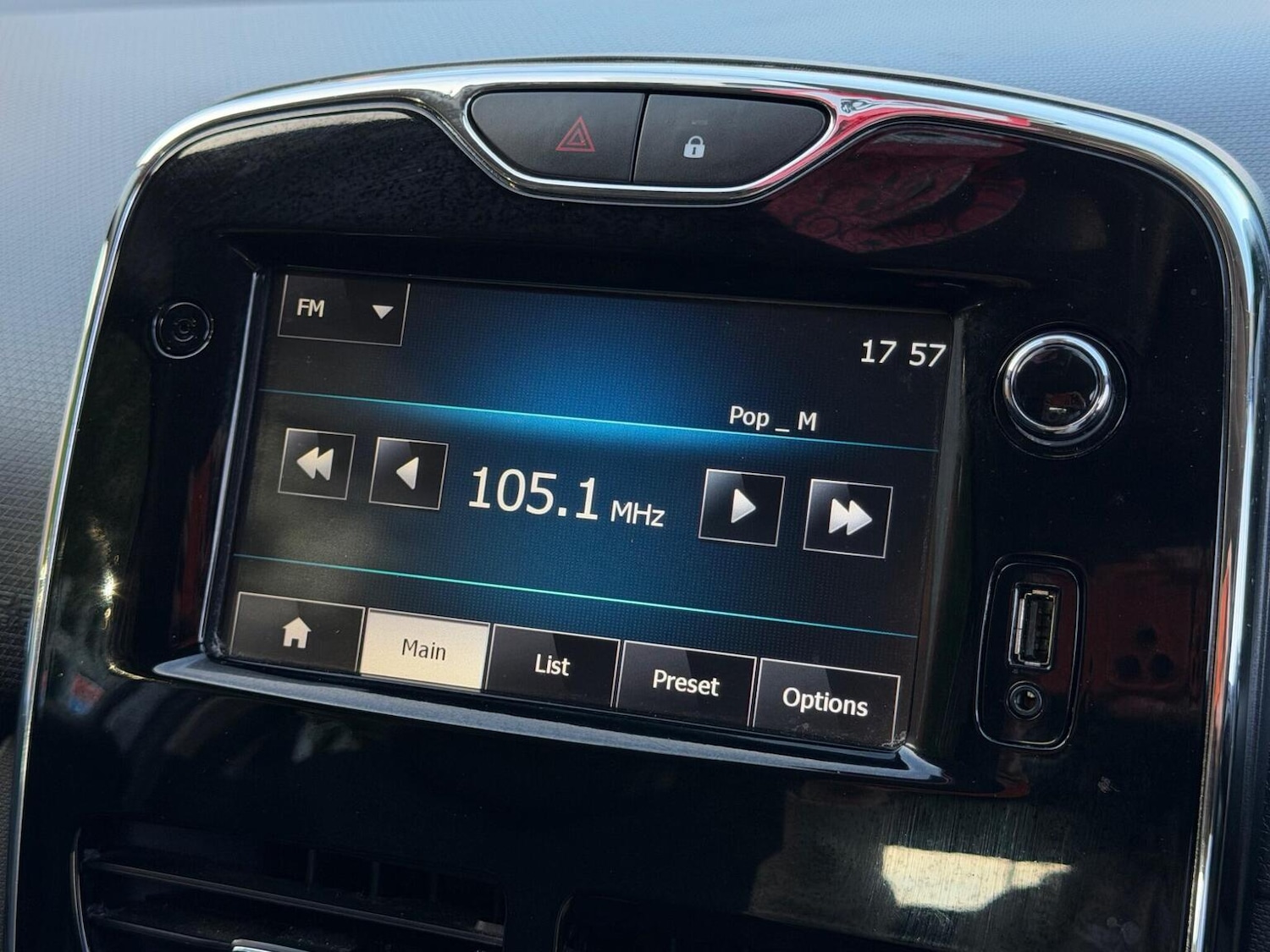 Used Renault Clio 2014 for sale - 78162182: Photo 19