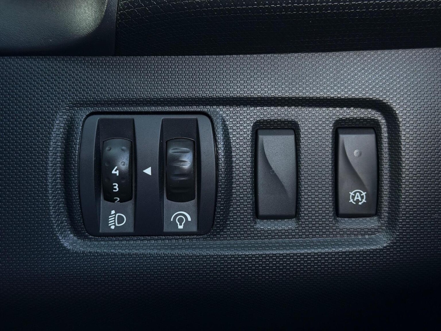 Used Renault Clio 2014 for sale - 78162182: Photo 27