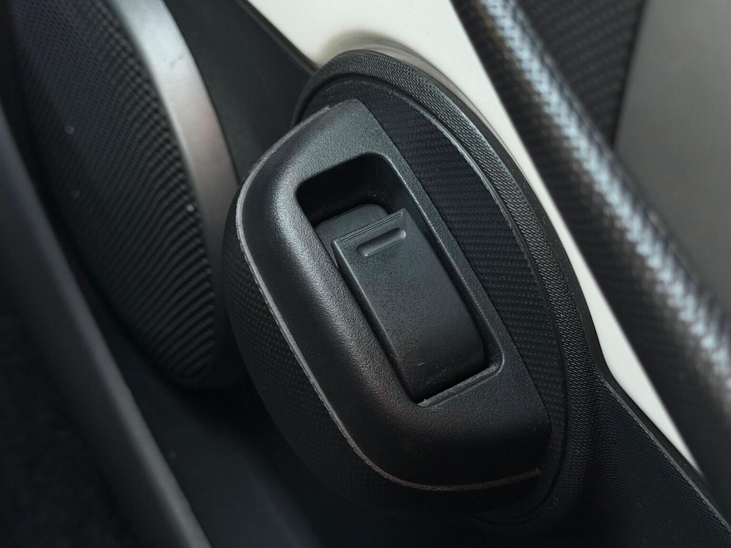 Used Toyota AYGO 2013 for sale - 77668490: Photo 17