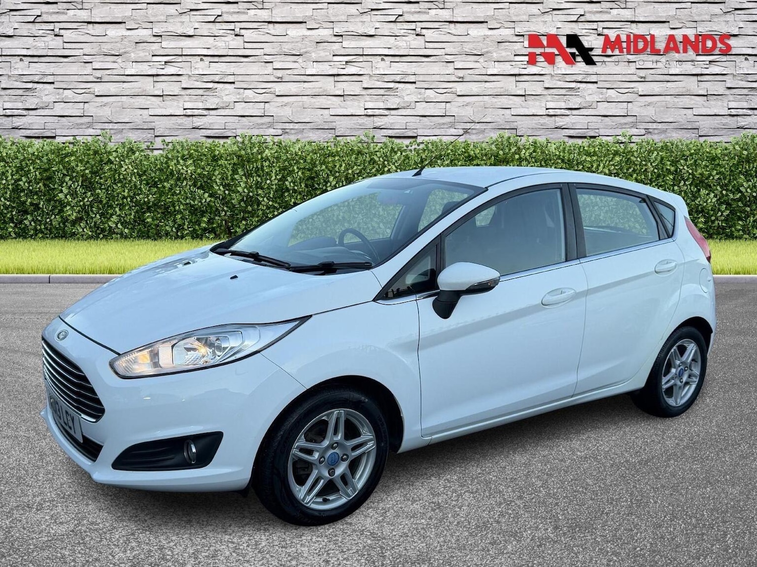 Used Ford Fiesta 2013 for sale - 77207533: Photo 3