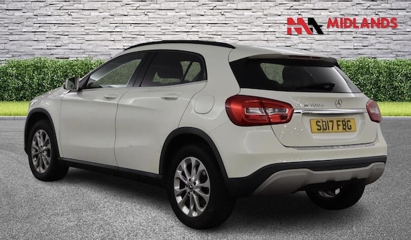 Used Mercedes-Benz GLA 2017 for sale - 76237136: Photo 4