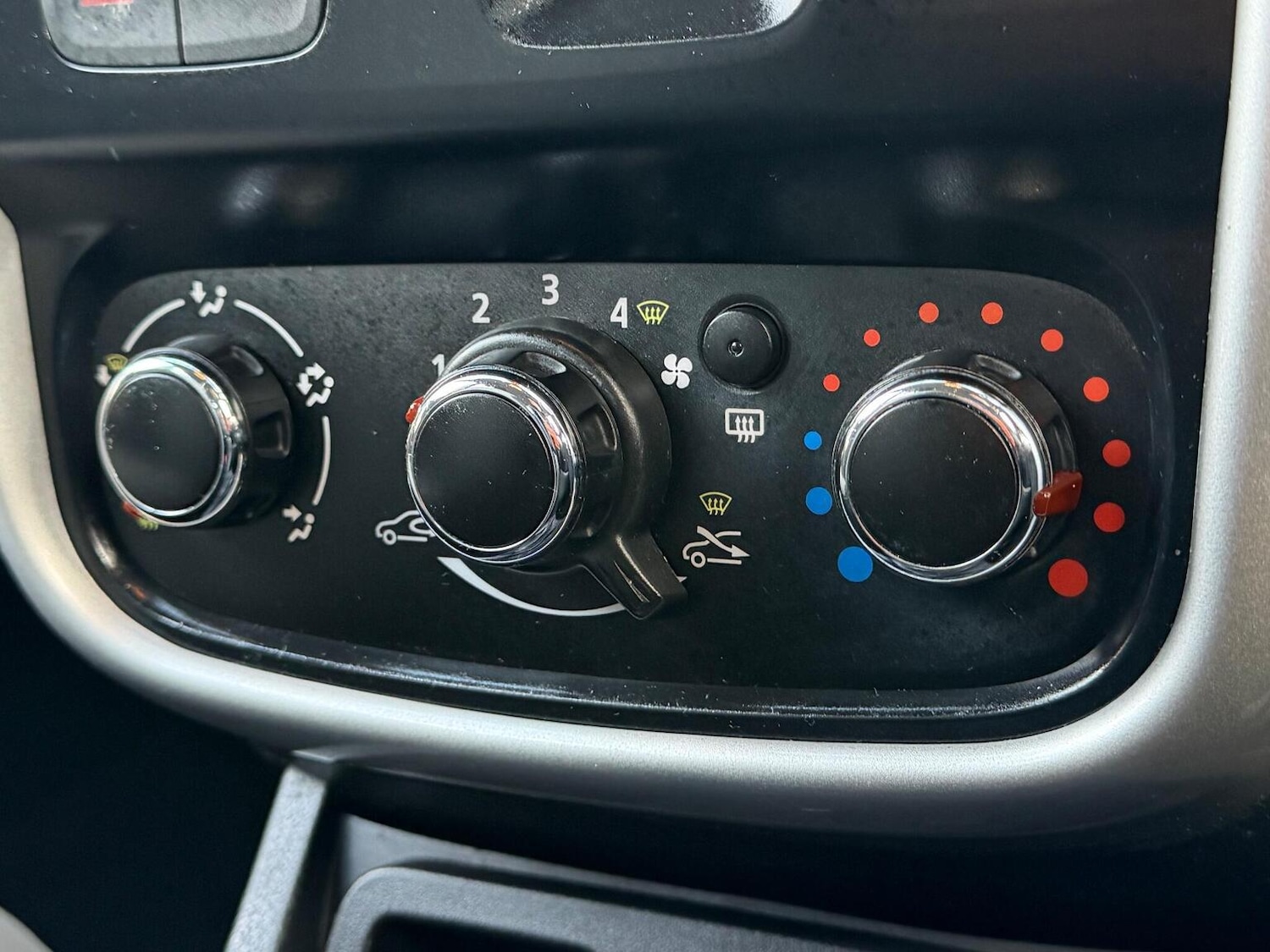 Used Dacia Duster 2016 for sale - 76836946: Photo 16