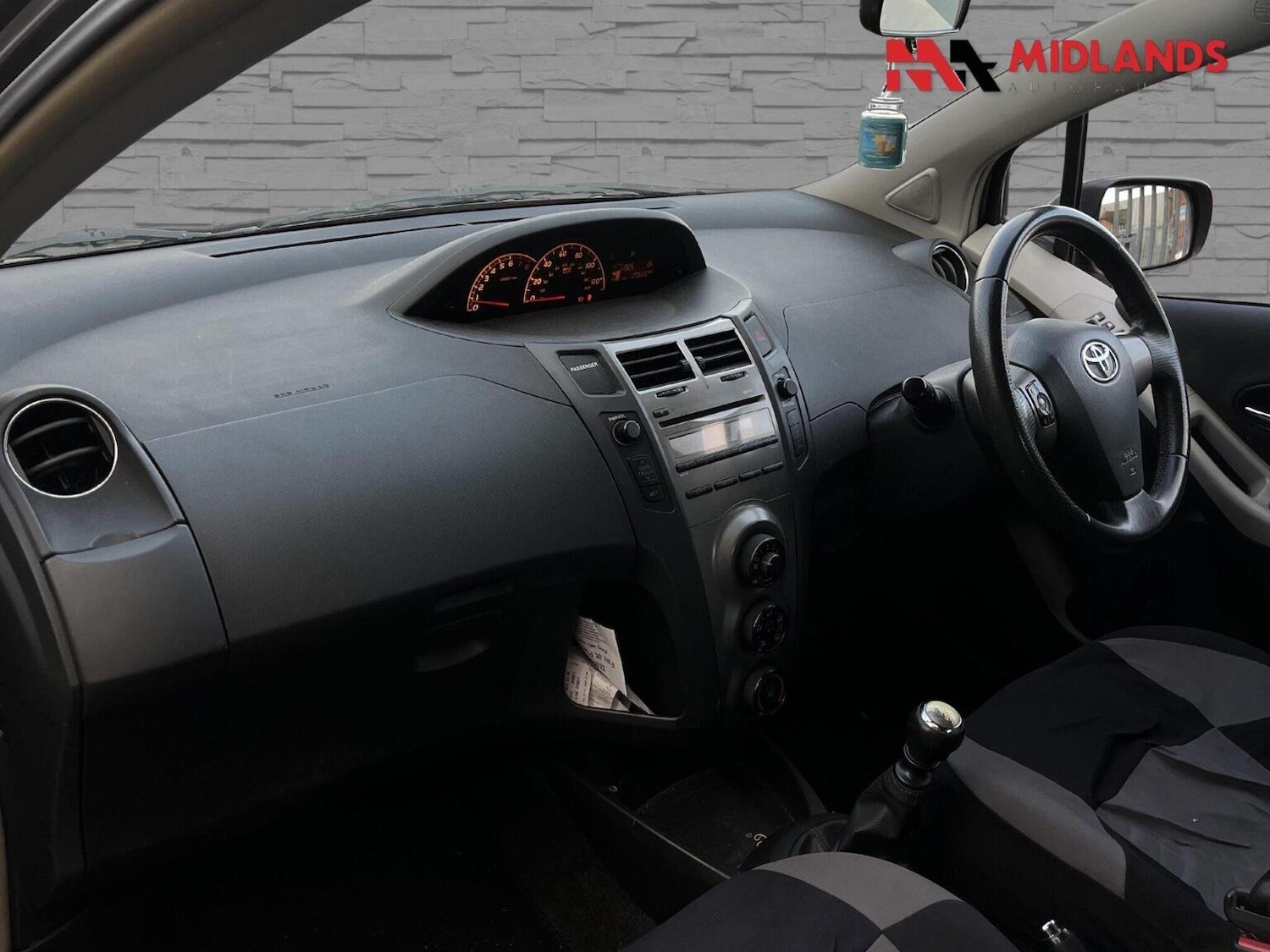 Used Toyota Yaris 2010 for sale - 76446002: Photo 10