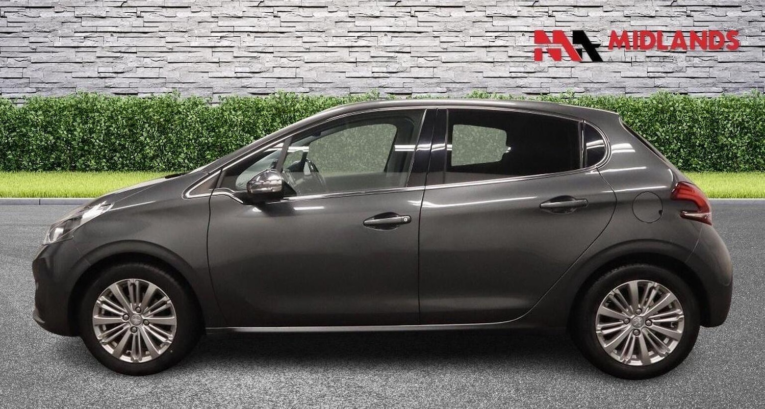 Used Peugeot 208 2016 for sale - 77851304: Photo 8