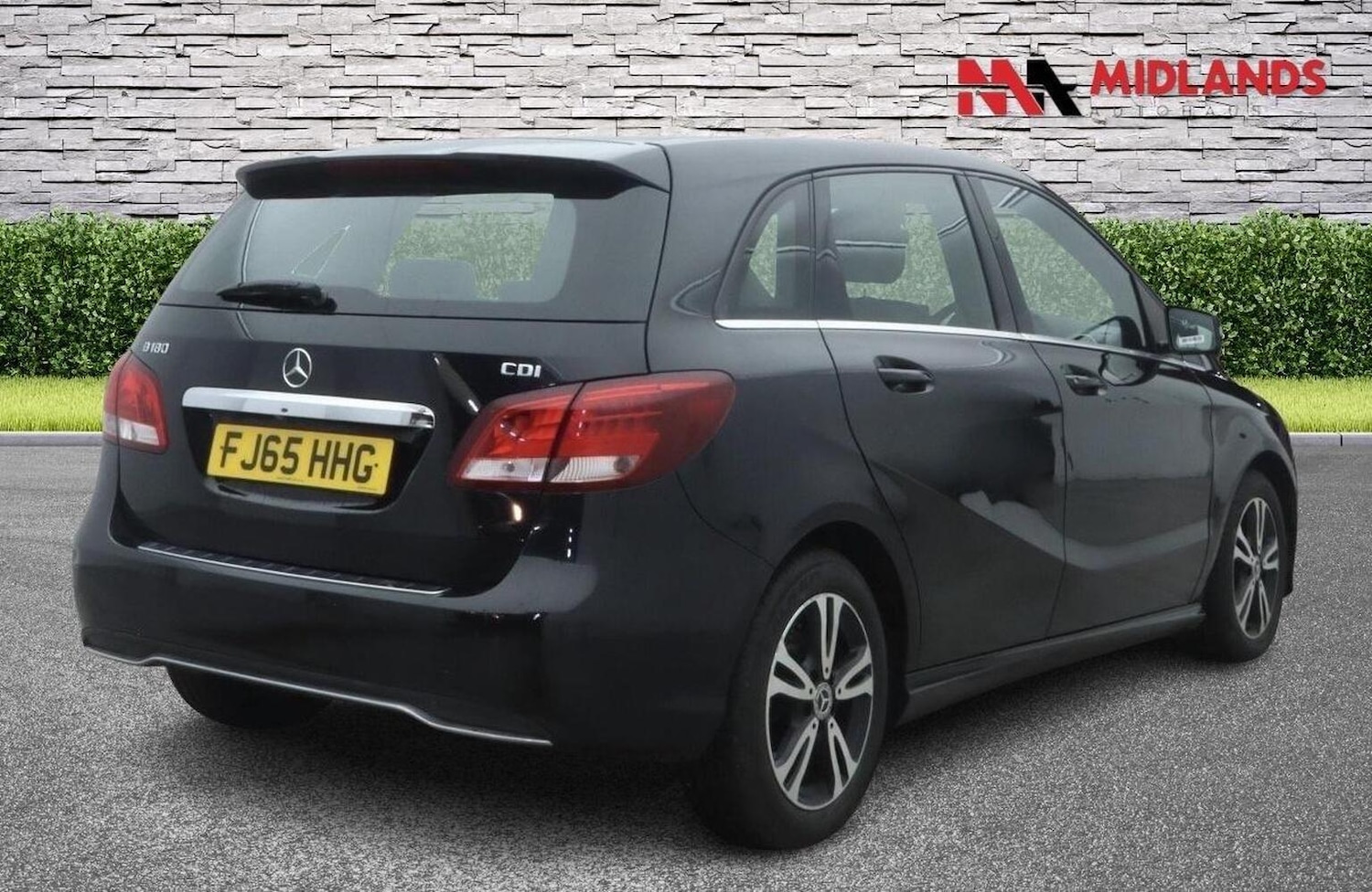 Used Mercedes-Benz B Class 2015 for sale - 77656171: Photo 4