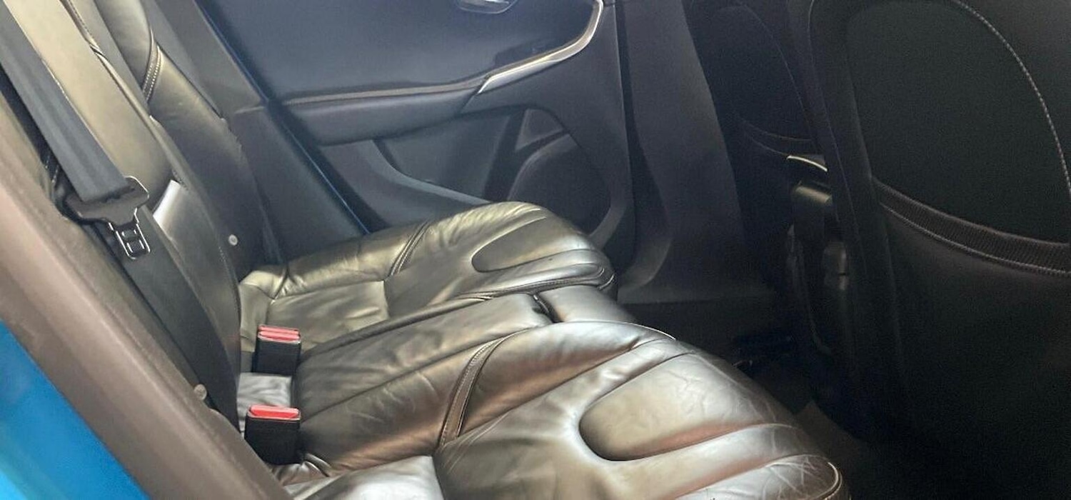 Used Volvo V40 2014 for sale - 77822287: Photo 9