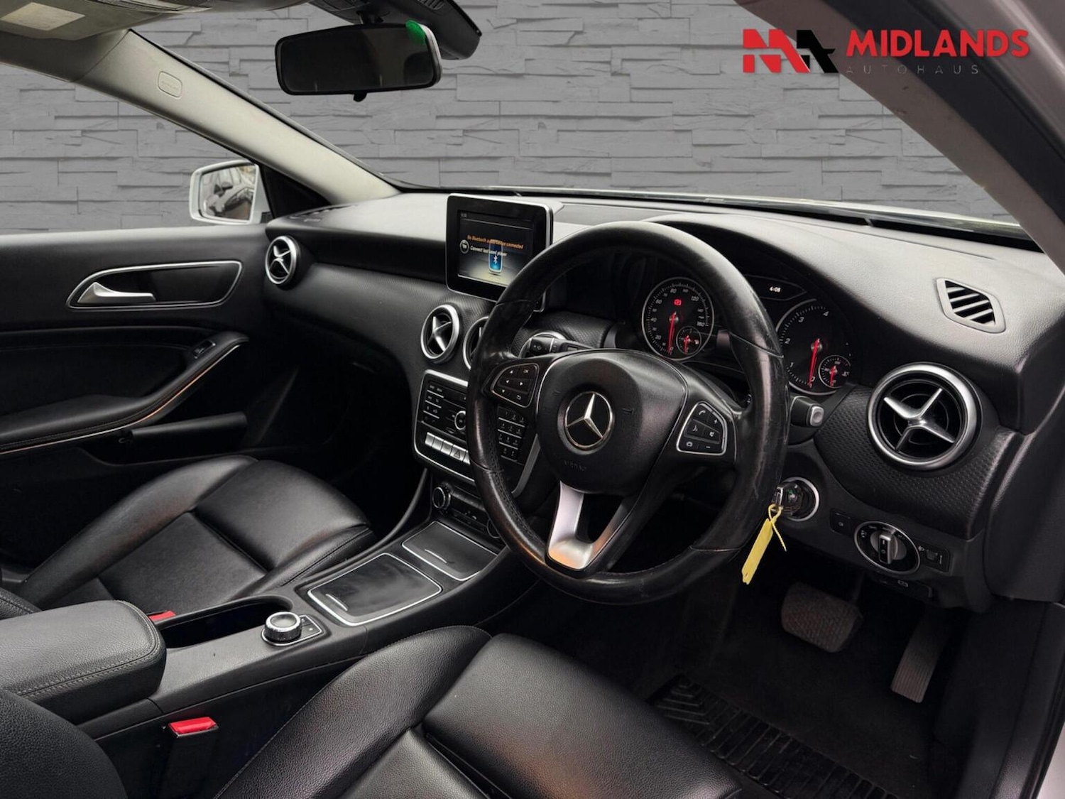 Used Mercedes-Benz A-Class 2017 for sale - 76369370: Photo 11