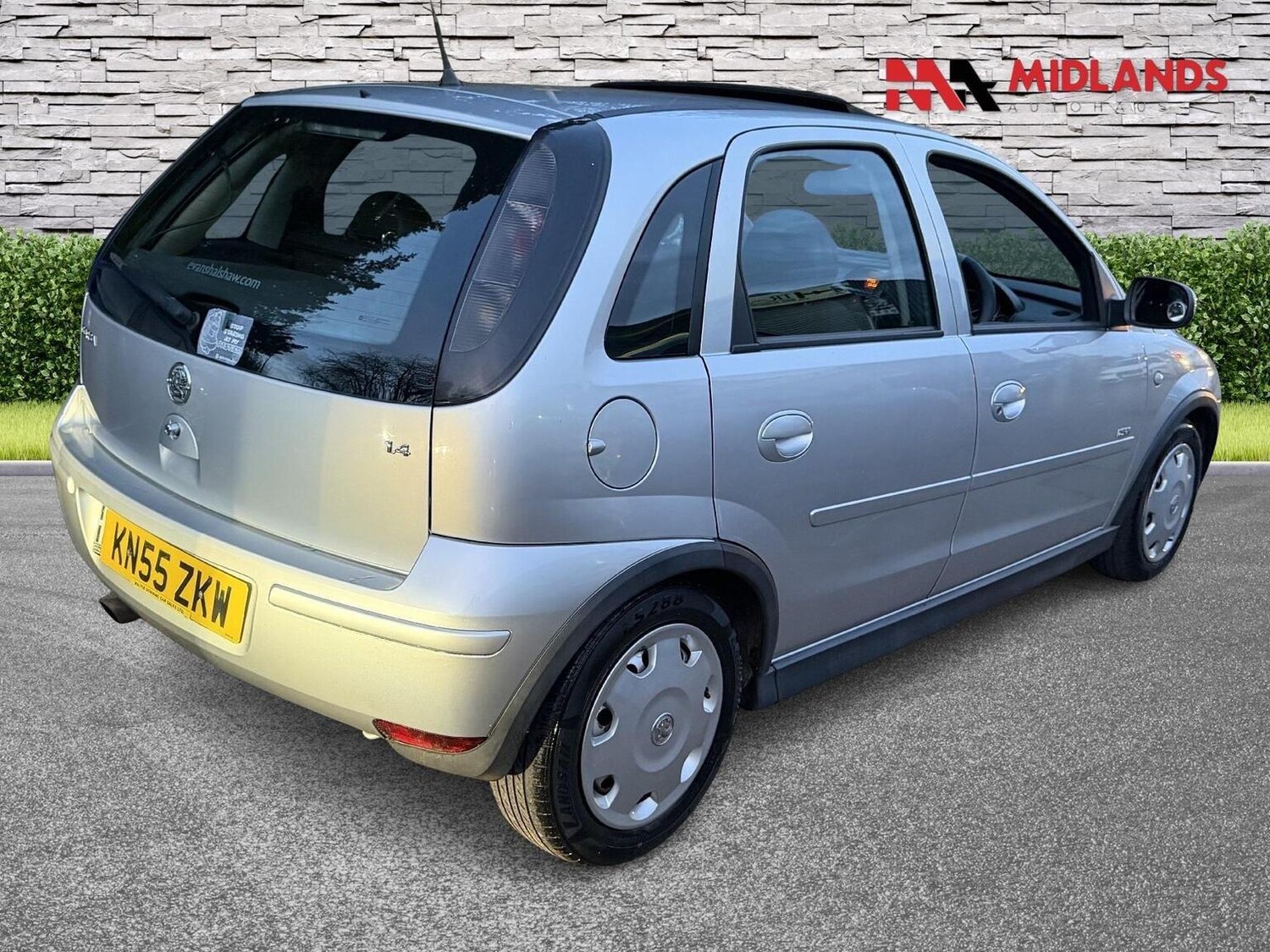 Used Vauxhall Corsa 2005 for sale - 77687628: Photo 5