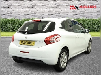 Used Peugeot 208 2014 for sale - 77342612: Photo