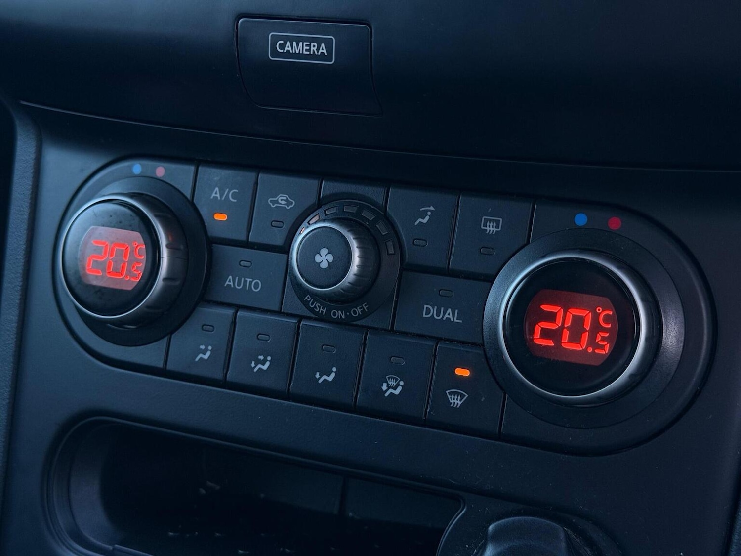 Used Nissan Qashqai 2013 for sale - 77721298: Photo 19