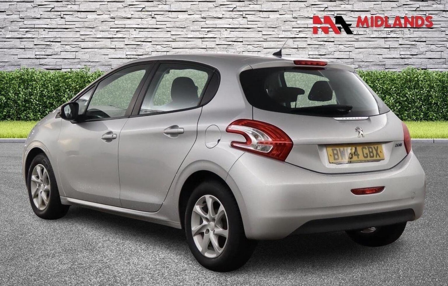 Used Peugeot 208 2015 for sale - 78182925: Photo 5
