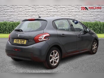 Used Peugeot 208 2015 for sale - 78332175: Photo