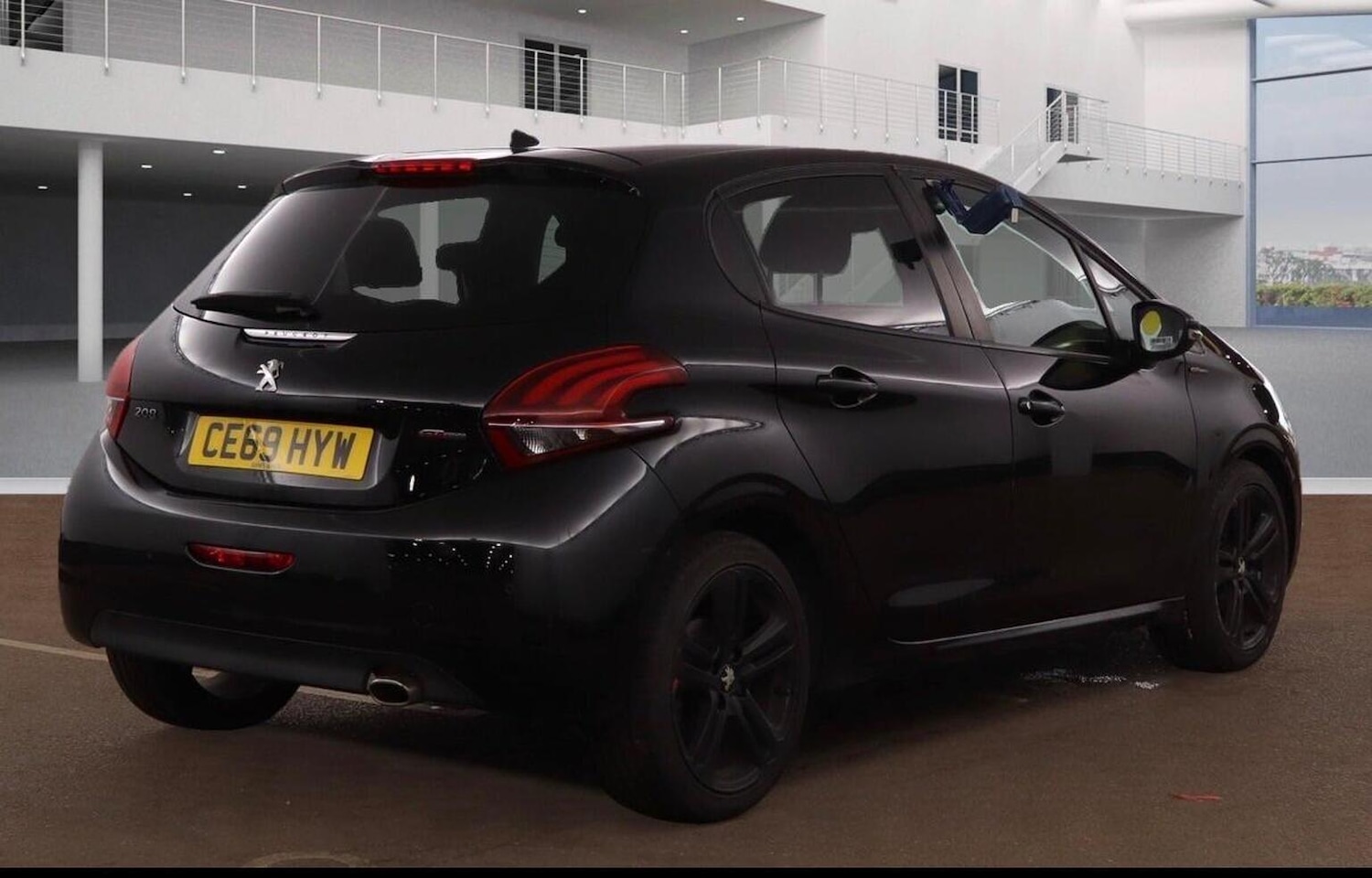 Used Peugeot 208 2019 for sale - 76941782: Photo 3