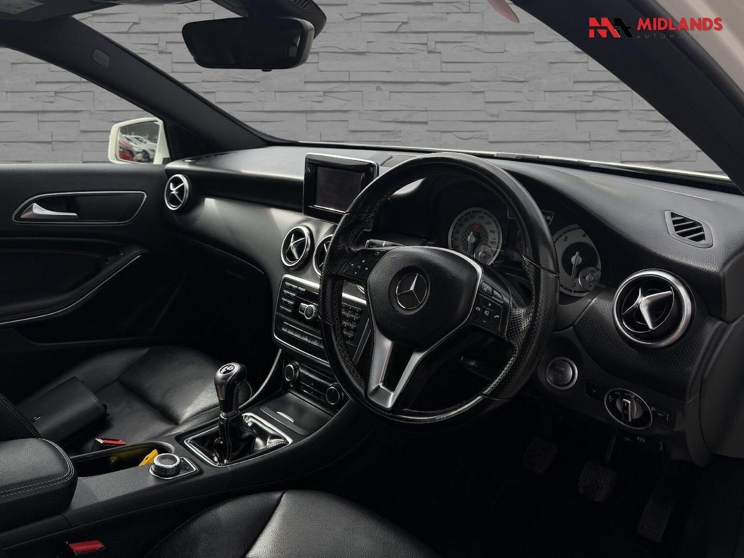 Used Mercedes-Benz A-Class 2015 for sale - 78155377: Photo 11