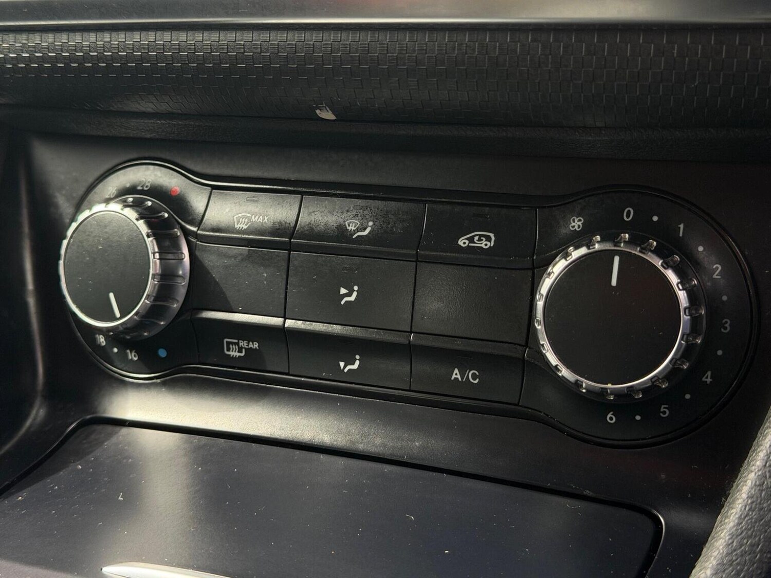 Used Mercedes-Benz A-Class 2015 for sale - 78155377: Photo 23