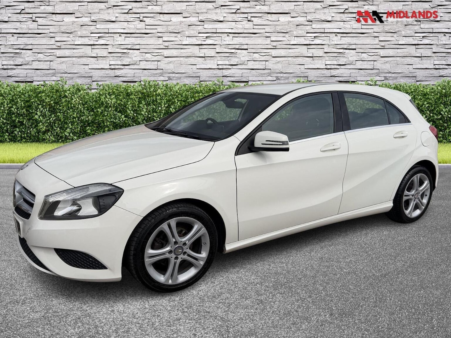 Used Mercedes-Benz A-Class 2015 for sale - 78155377: Photo 3