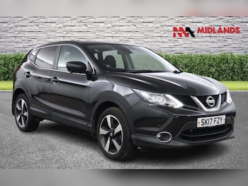 Used Nissan Qashqai 2017 for sale - 77342602: Photo