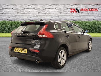 Used Volvo V40 2015 for sale - 77931296: Photo