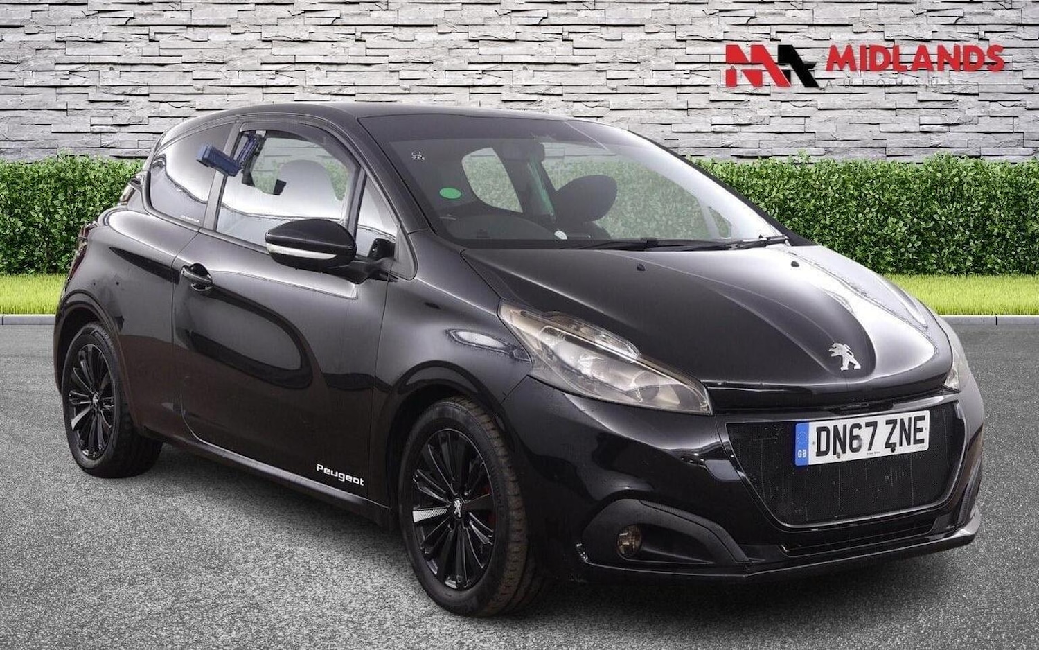 Used Peugeot 208 2017 for sale - 78018381: Photo 1