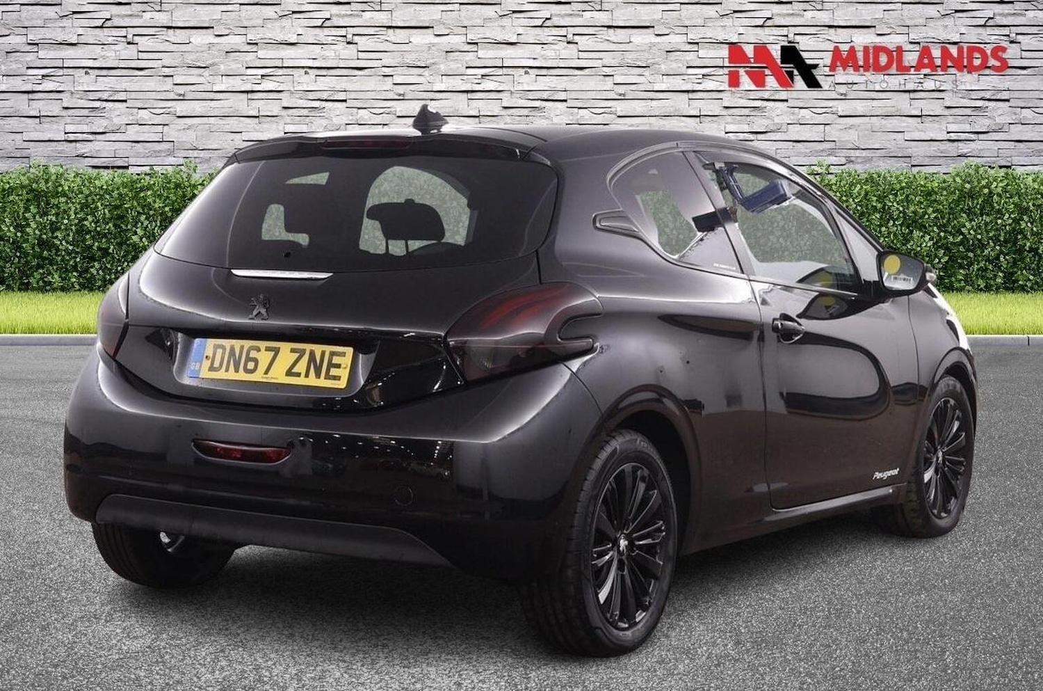 Used Peugeot 208 2017 for sale - 78018381: Photo 4