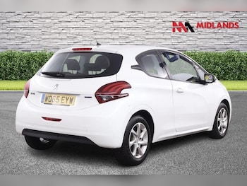 Used Peugeot 208 2016 for sale - 77357285: Photo