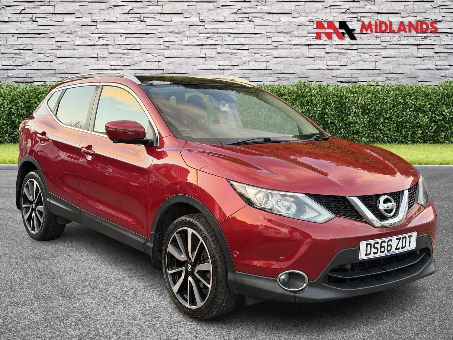Used Nissan Qashqai 2016 for sale - 76741396: Photo 1