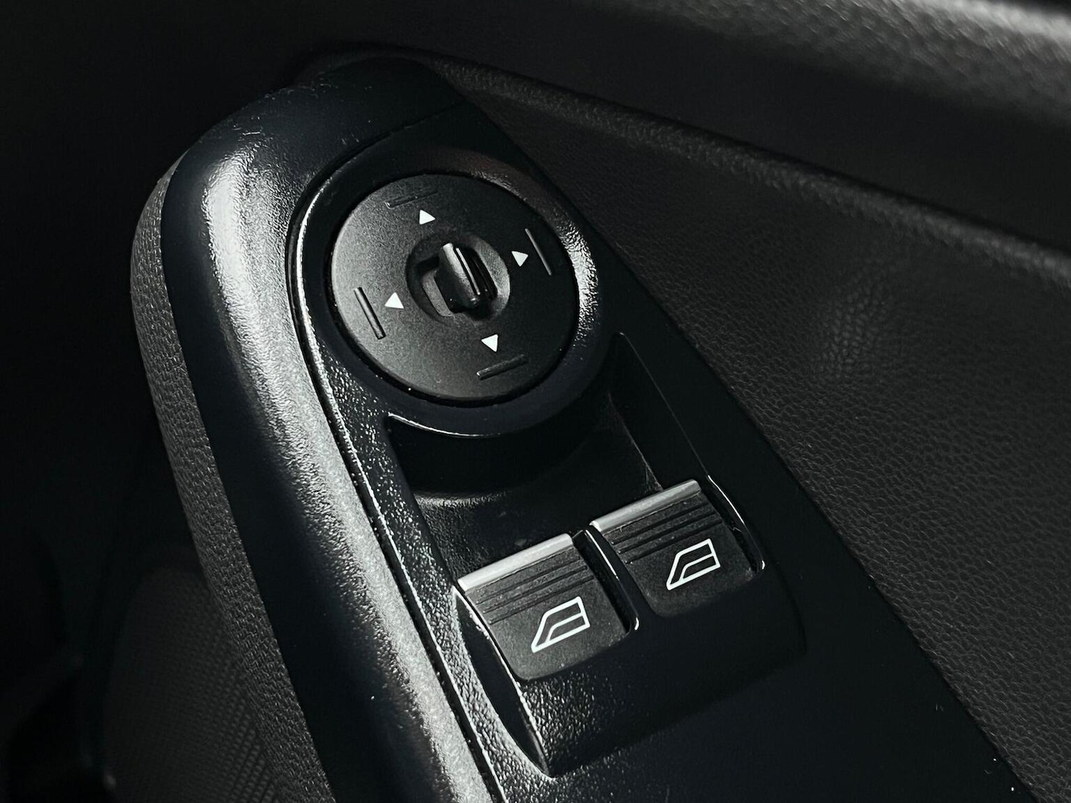 Used Ford Fiesta 2015 for sale - 76725701: Photo 17