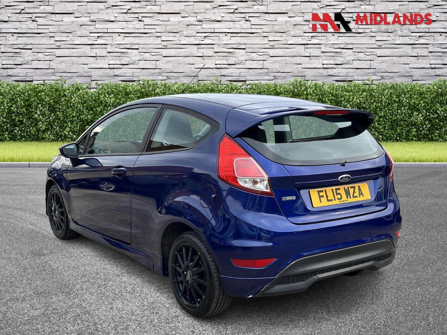 Used Ford Fiesta 2015 for sale - 76725701: Photo 5