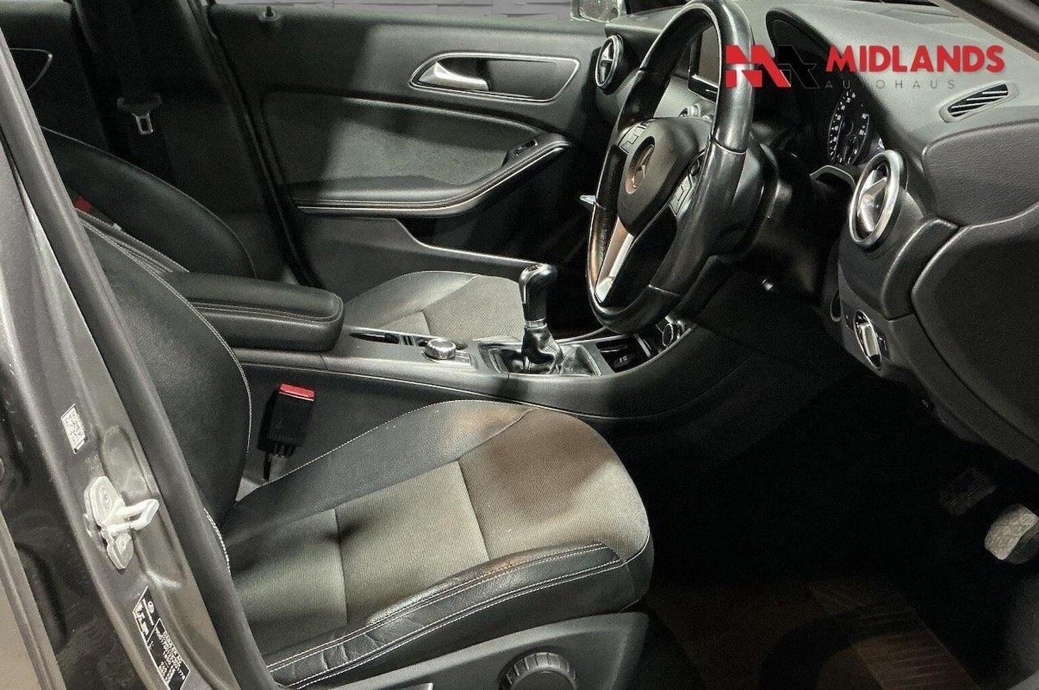 Used Mercedes-Benz A-Class 2014 for sale - 77423577: Photo 8