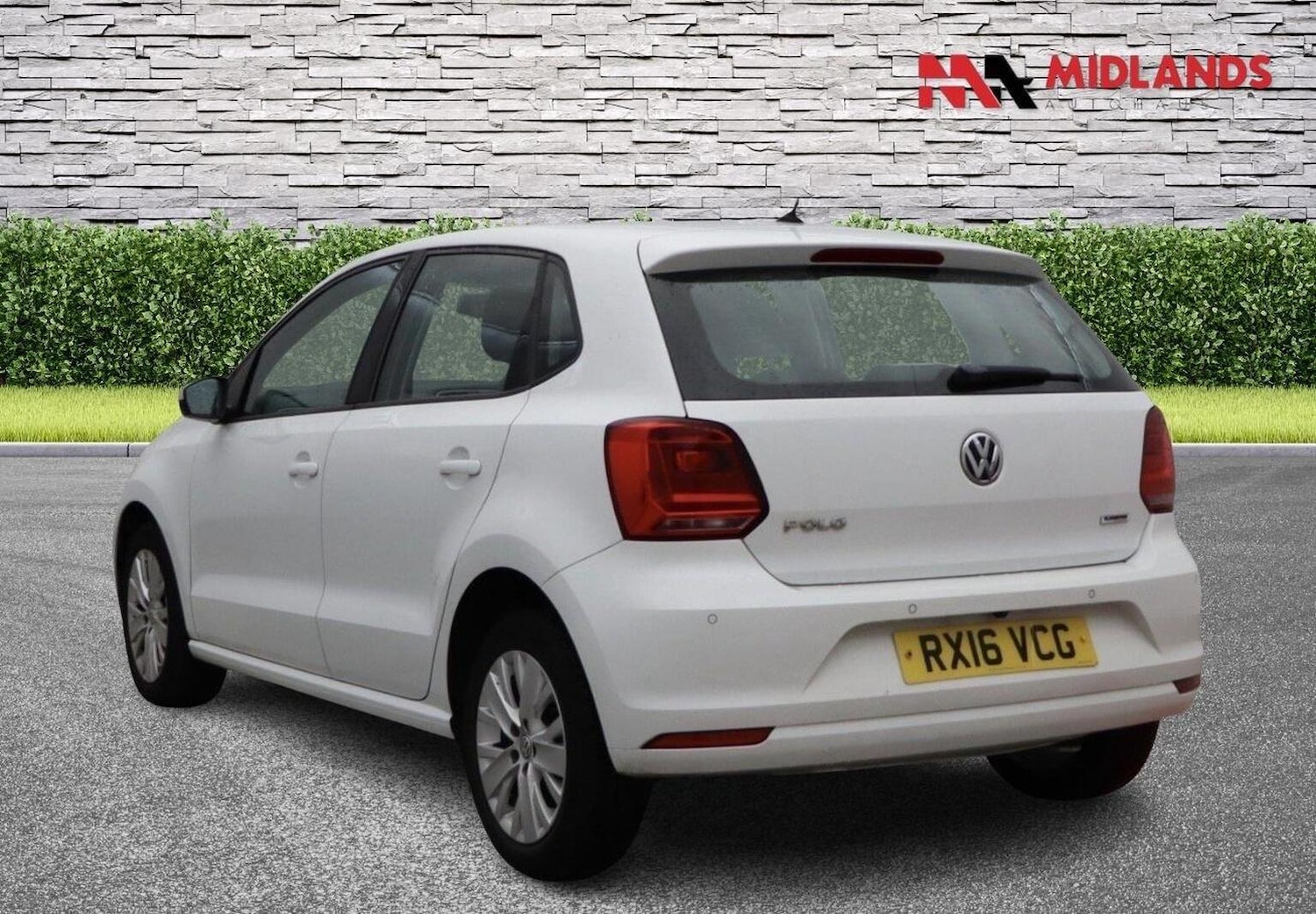 Used Volkswagen Polo 2016 for sale - 76497377: Photo 5