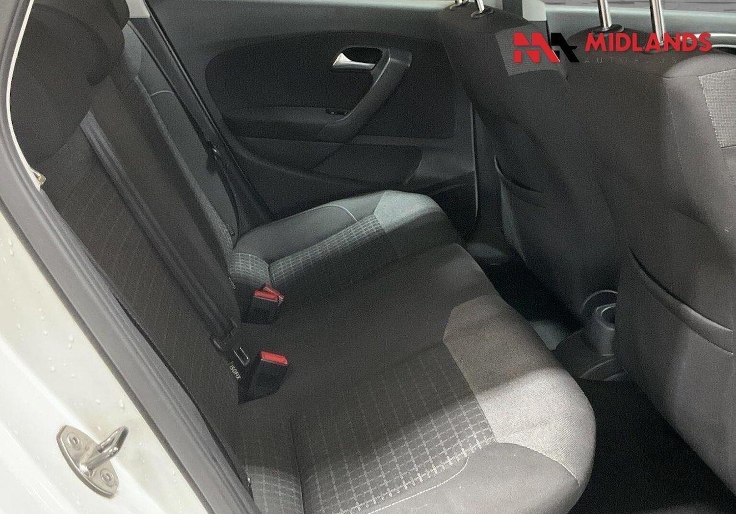 Used Volkswagen Polo 2016 for sale - 76497377: Photo 8