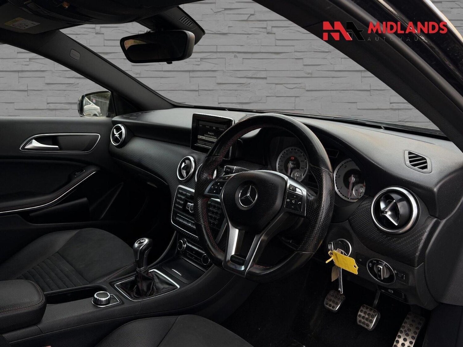 Used Mercedes-Benz A-Class 2015 for sale - 78031677: Photo 11