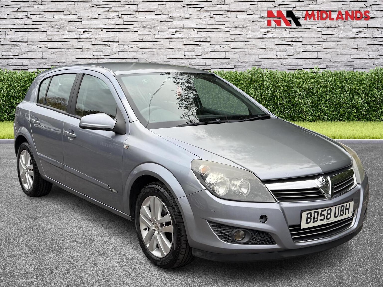 Used Vauxhall Astra 2009 for sale - 76334829: Photo 1