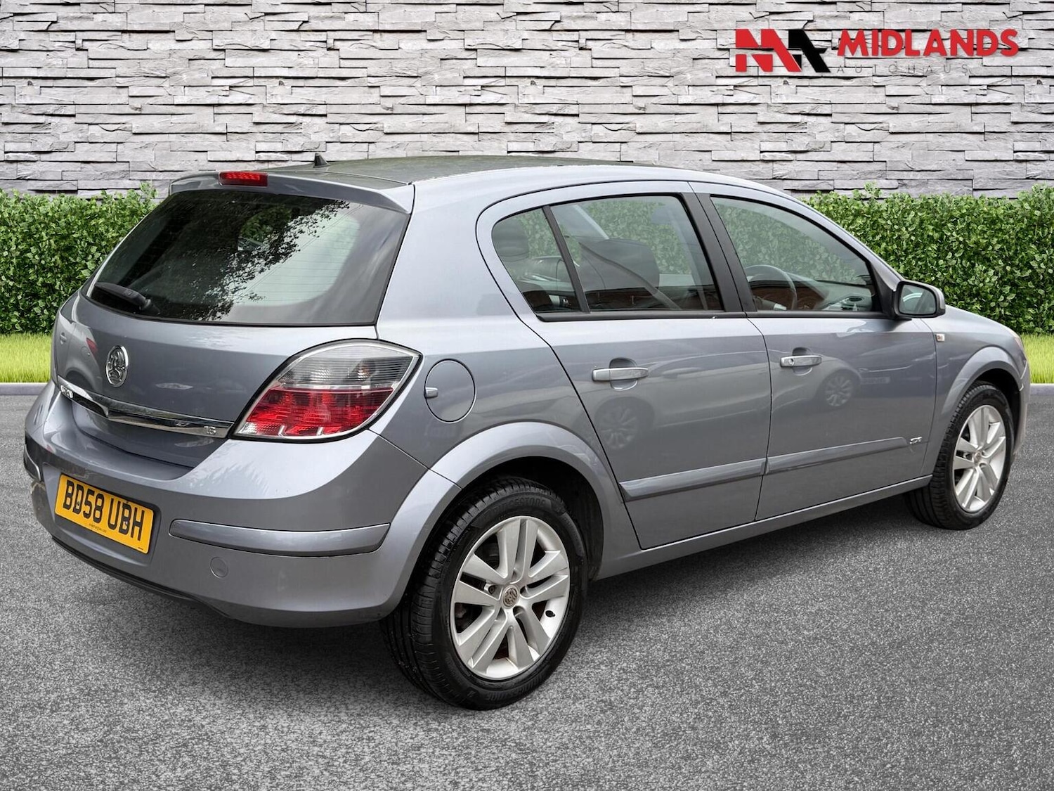 Used Vauxhall Astra 2009 for sale - 76334829: Photo 3