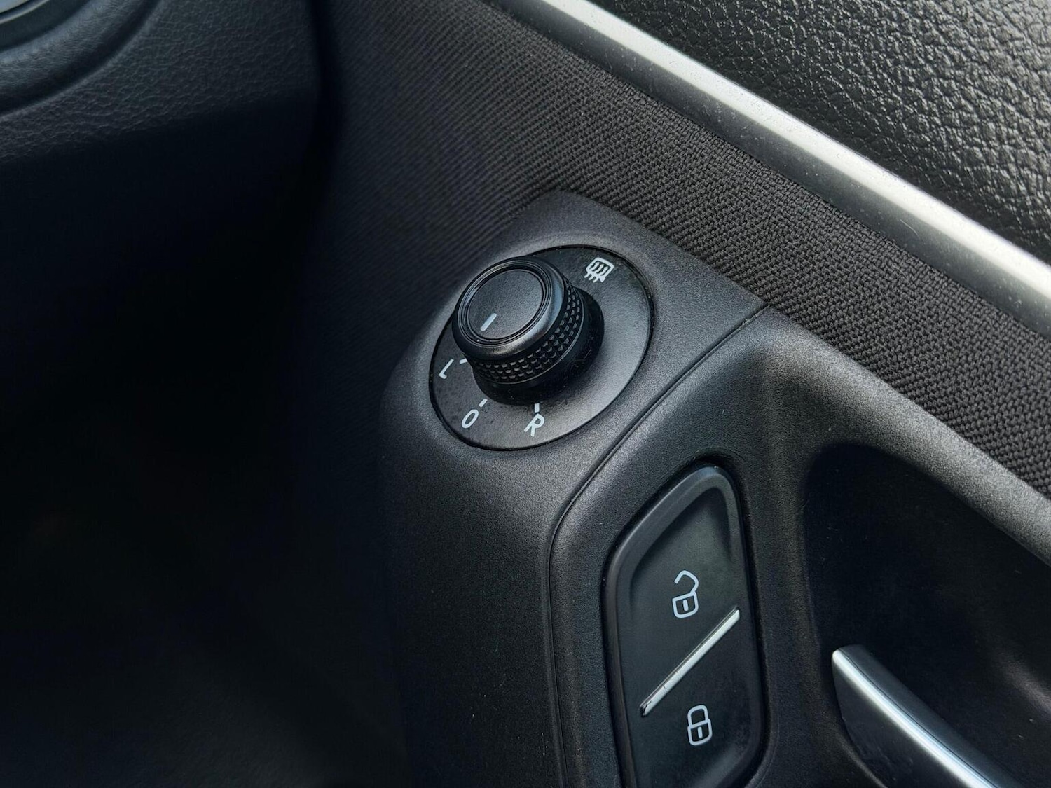 Used Volkswagen Polo 2016 for sale - 77154343: Photo 17