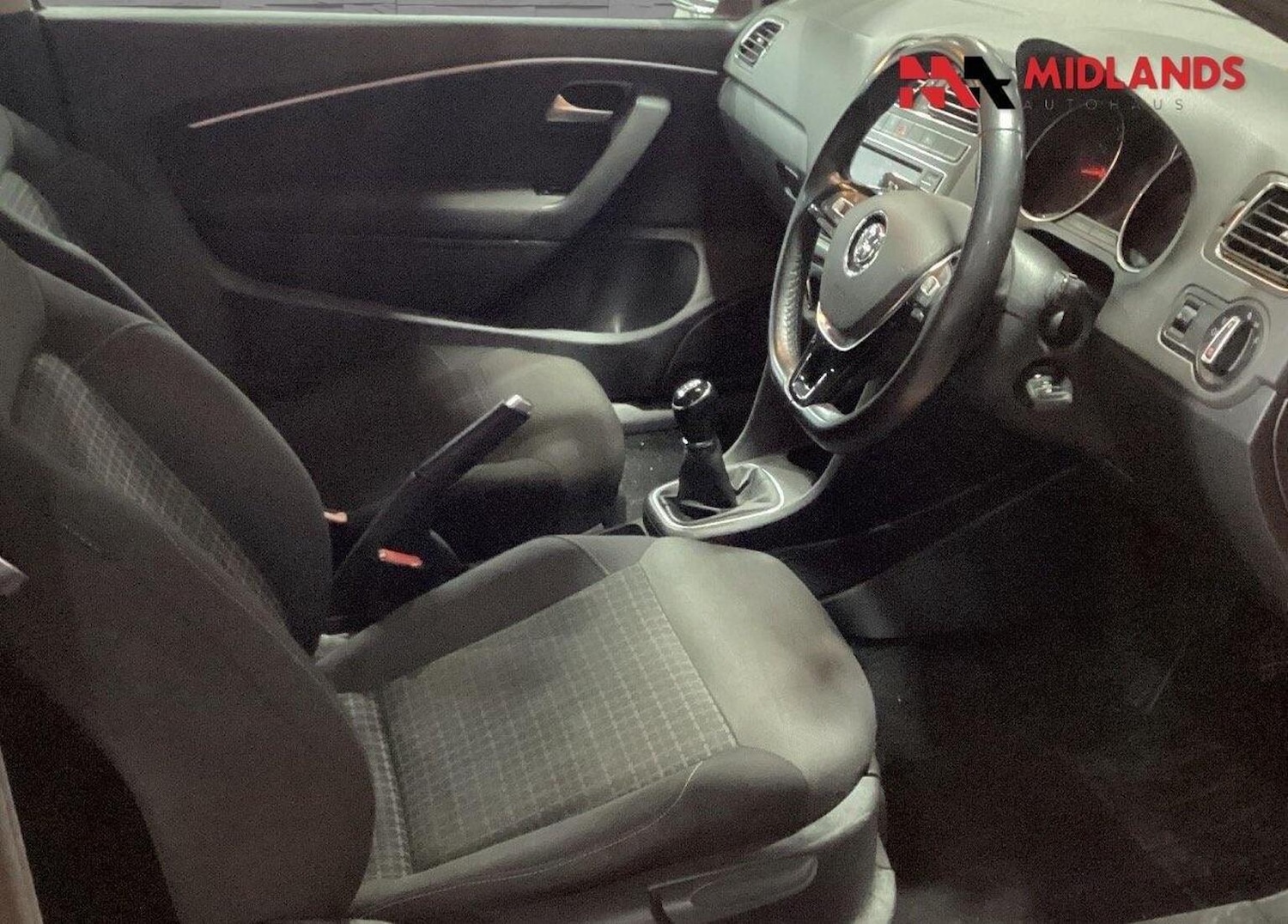 Used Volkswagen Polo 2016 for sale - 77154343: Photo 6