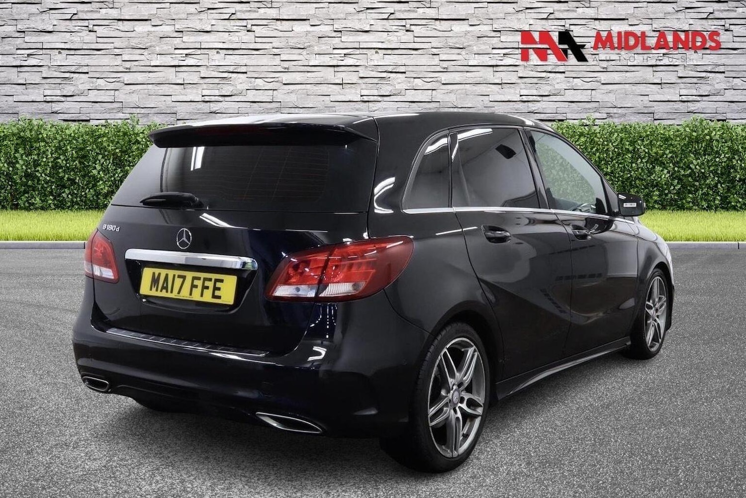 Used Mercedes-Benz B Class 2017 for sale - 76571069: Photo 3