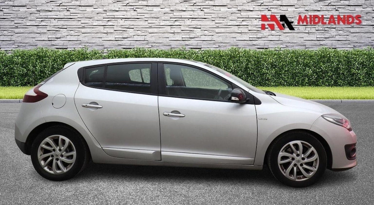 Used Renault Megane 2015 for sale - 78098213: Photo 4